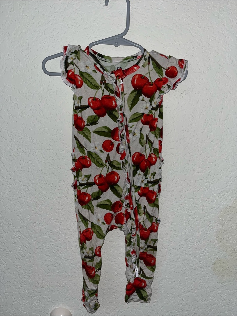 Bums & Roses short sleeve zippered romper